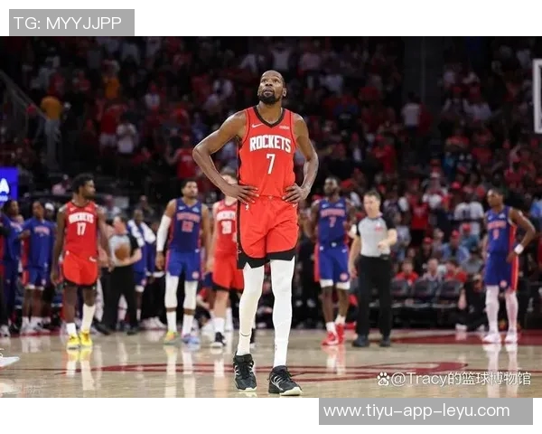 外线火力全开AJ格林三分球五投五中助力球队获胜